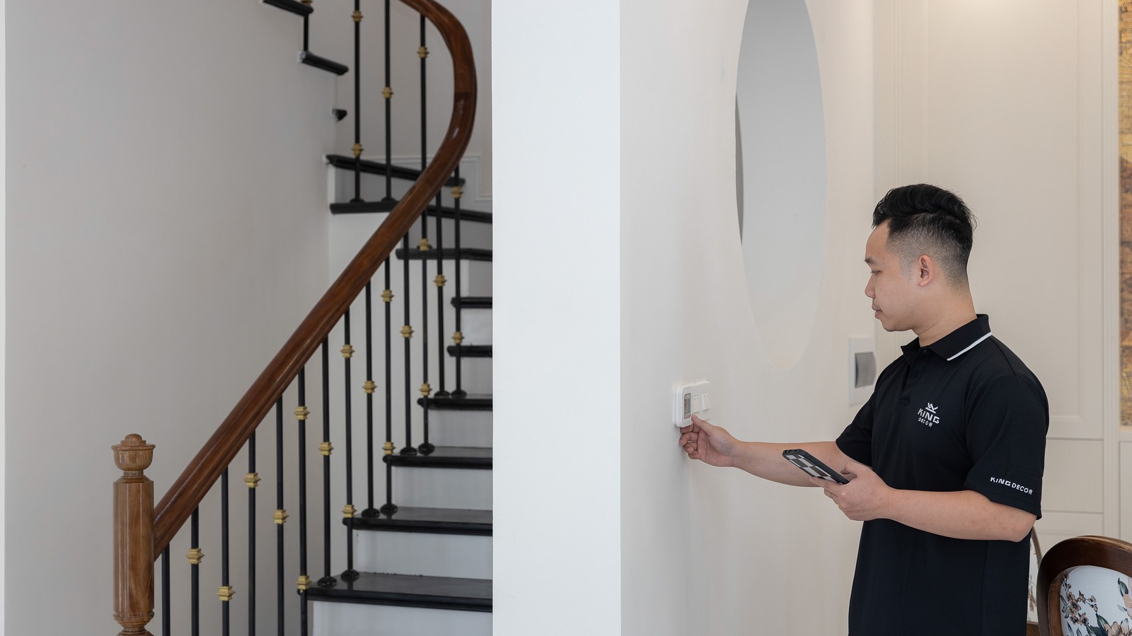 Illustrative photo for the heat & energy guide “Best Smart Thermostats UK: 4 Top Picks [2026]”