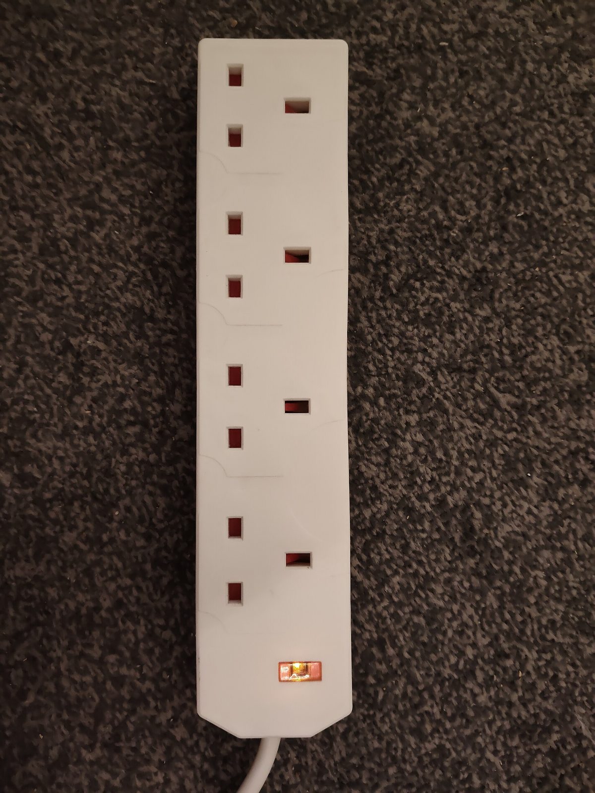 UK extension lead with BS 1363 sockets